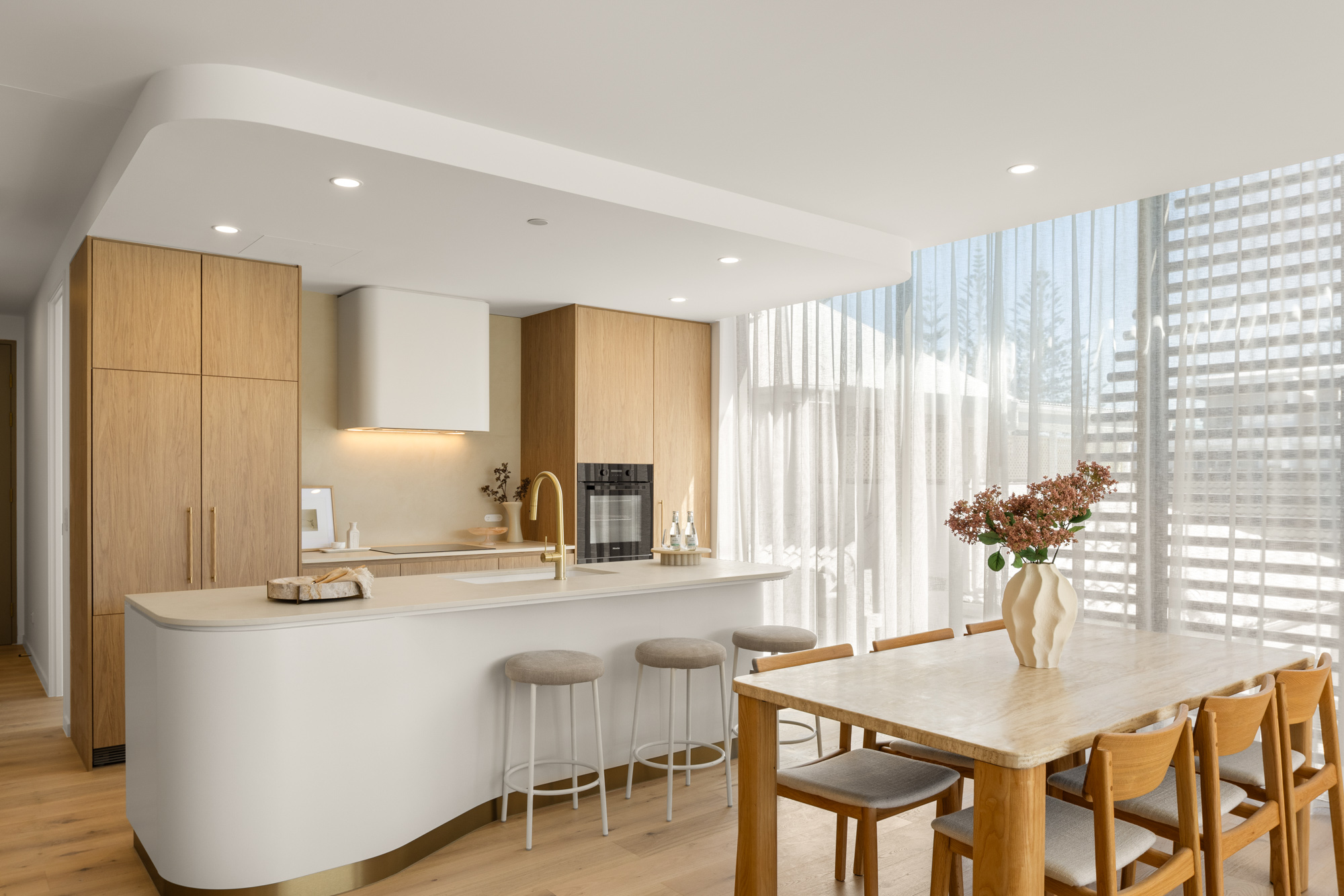 Kitchen / Dining